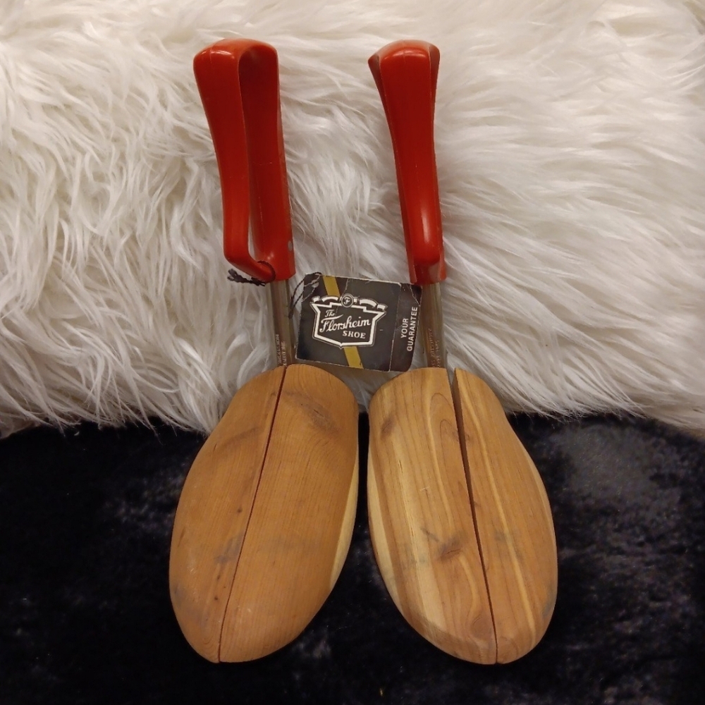Florsheim wood shoe trees/shoe stretchers